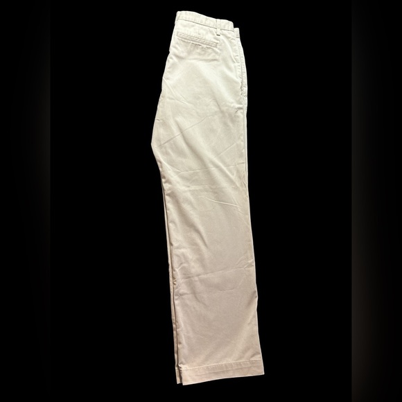 Banana Republic Men’s‎ Khakis 34x34 in excellent condition. No flaws or defects - Picture 2 of 4